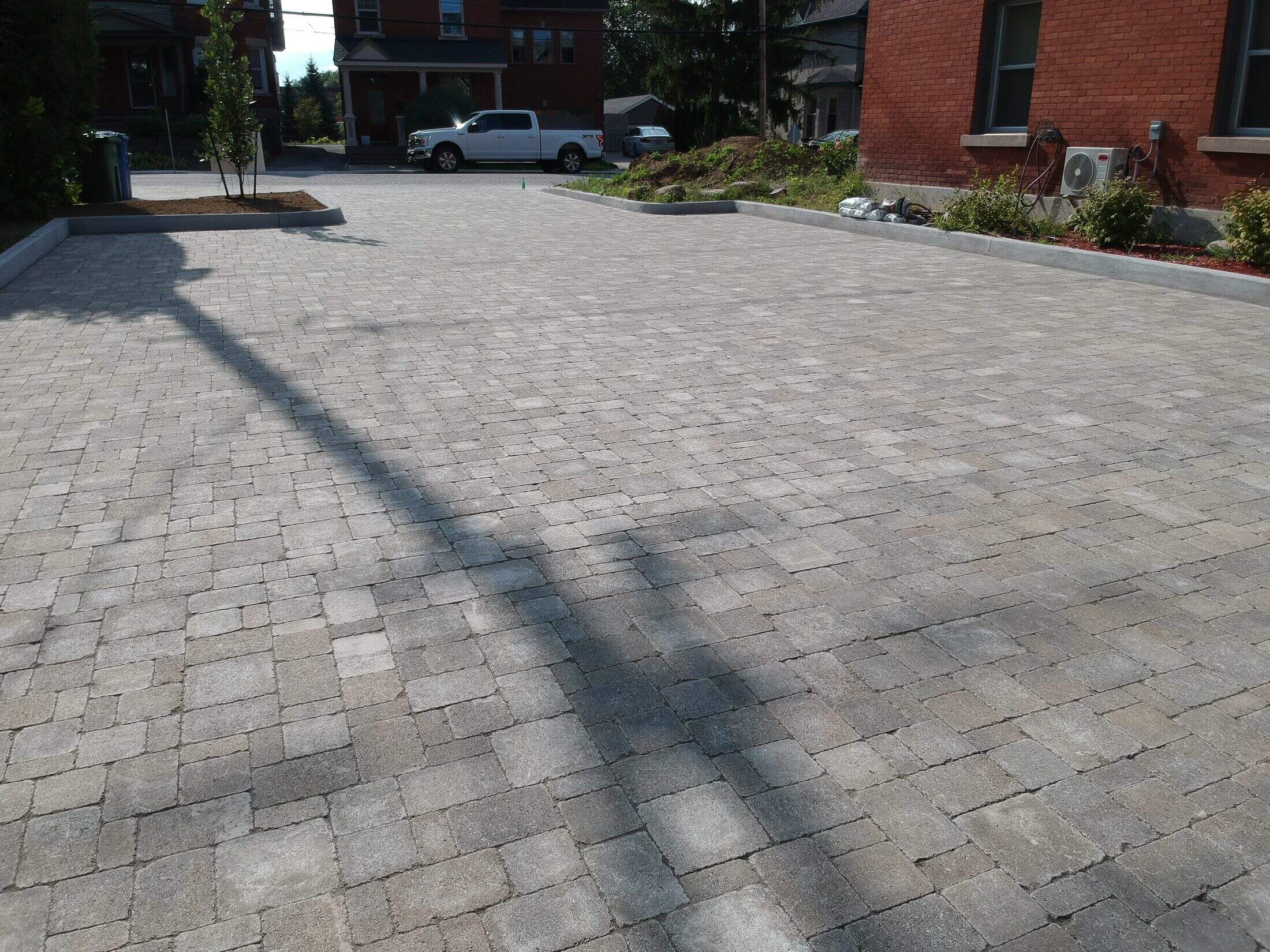 Entrée en pavé brique