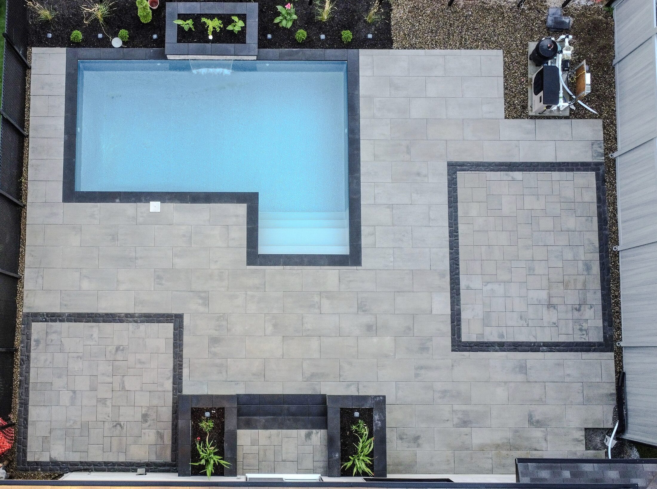 Patio piscine vue aérienne